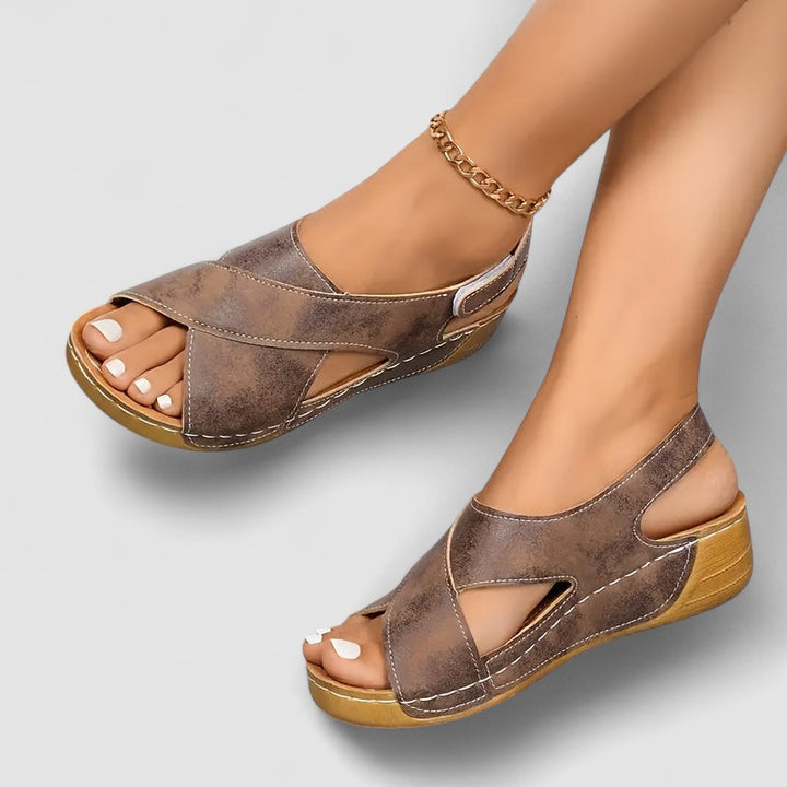 Catia™ | Sandali con Zeppa Leggeri